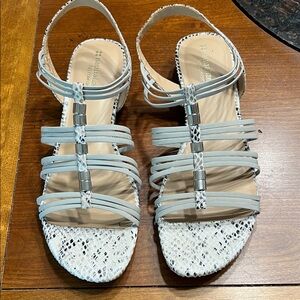 Naturalizer White and Gray Strappy Sandals